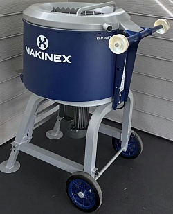 Makinex представляет новый миксер и портативную осветительную мачту